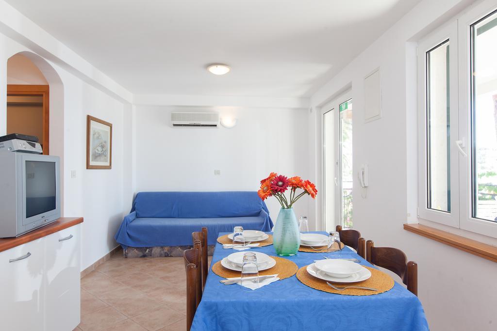 Villa Helena Podgora Δωμάτιο φωτογραφία